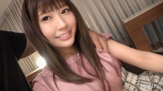 SIRO-4564 [First Shot] [Delicate Constricted BODY] [Glittering Snow Skin] A Slender Female College Student With An Impressive Transparent Skin. A Delicate Body Is Invaded To The Back With A Big Cock And Screams.. AV Application On The Net → AV Experience 