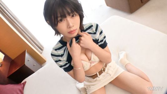 SIRO-4706 [First Shot] [Naive Naive Girl] [Large Amount Of Squirting] Discover A Slender Girl Who Is Shy But Is Blamed For Her Sensitive Body And Scatters The Tide. The Intense Piston From Her Back Shakes Her Delicate Body And Melts Her Young Face While R