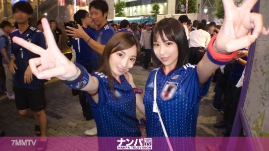 200GANA-1791 [World Cup Watching Pick-up! ] Japan National Soccer Team, In The Frenzy Of The First Match Victory, Called Two Beautiful Model-Class Supporters Who Visited To Watch The Game, Got Drunk On Good Drinks At The Hotel, And Without Cooling The Exc
