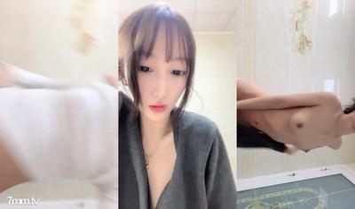 2022.2.10, Reject Aesthetic Fatigue, Take Selfie For The First Time In The Bathroom, [Gulu Gulu], Popular Little Fairy, Close-up Of Beautiful Breasts With Pink Holes, Lively Color And Fragrance, Beautiful Lady, Challenge The Revenue List Champion