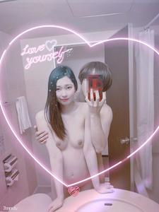 fc2-ppv 1260004 [Young Face Kamijiri] Uniform 18-year-old Beautiful Girl Likes Older People! A Wrist-thick Raw Cock Is Screwed In And Both Chestnuts And Nipples Feel Good X 2 And A Pin Erection ♡ I Made A Pink Voice With My First Portio Www [Amateur Gonzo