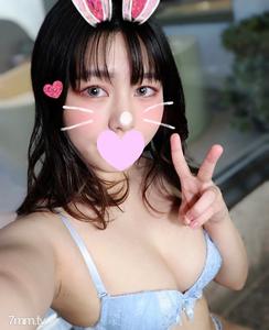 fc2-ppv 1782414 Yuika 20 Years Old Absolute Beautiful Girl! Job Hunting Student With A Pure White Mozzarella Body! It&quots Super Sensitive And Climaxed While Wearing A Suit! Pies With Seeds In The Fluffy Shaved Pussy Of A Transcendent Beautiful Girl!