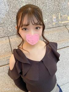 fc2-ppv 3279986 【高顏值/露臉】航空公司上班的白皙纖細美少女,陰部精液射入生穴。 collection149 愛理醬。 FC2-PPV-3279986