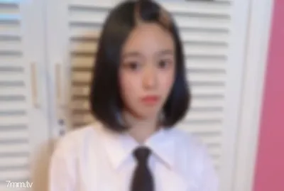 fc2-ppv 2101721 睡在網吧的少女。一個無法忍受被公公強奸的女孩,帶著孤獨和絕望離家出走。舔著不完整的身體,大量的陰道精液射入未成熟的陰戶。 FC2-PPV-2101721