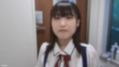 fc2-ppv 2248474 【7吞精】口交界的絕對王牌。你見過這麼美的妹子狠狠的口交和連續吞精嗎?燕子少女 #1 澪 FC2-PPV-2248474