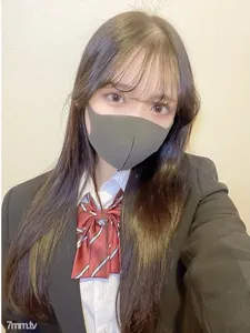 fc2-ppv 2705769 【計劃數量一消耗完就漲價】 【第一彈】18歲的小櫻,才貌雙全像洋娃娃一樣的苗條美少女! 「登上巴黎時裝秀是我的夢想……」 第一次去某名模事務所金蛋! FC2-PPV-2705769