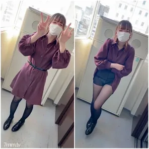 fc2-ppv 2811452 <神次第2次! > 人氣爆棚的畢業典禮隔天18歲少女拍POV在電梯前曝光然後在家操www FC2-PPV-2811452