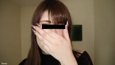 fc2-ppv 2812710 20歲F罩杯素人正妹!在搖晃乳房的同時,它在剃光的陰戶中是原始的,最後是真正的陰道射精! FC2-PPV-2812710