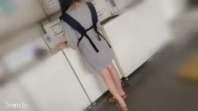 fc2-ppv 3083428 【個人】住單間公寓的漂亮少婦,巨乳小孩帶著太活潑的孩子,靠帶人進來,在這裡看孩子為生。違背諾言,用陰道射精收集利息。 FC2-PPV-3083428